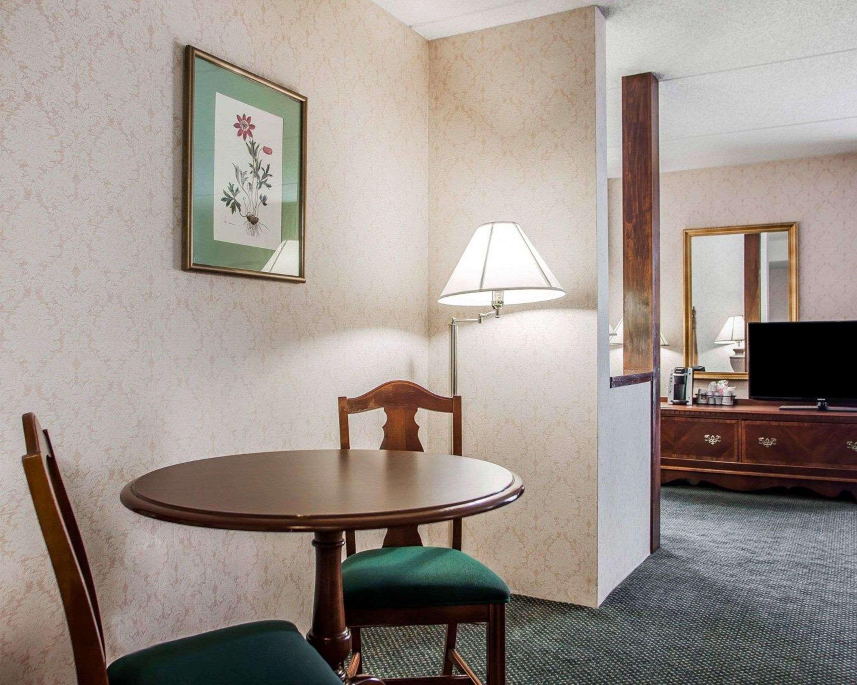 Quality Inn Montgomeryville-Philadelphia Exterior photo